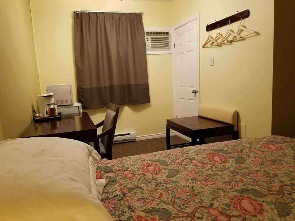 7 West Motel Carleton Place ภายนอก รูปภาพ
