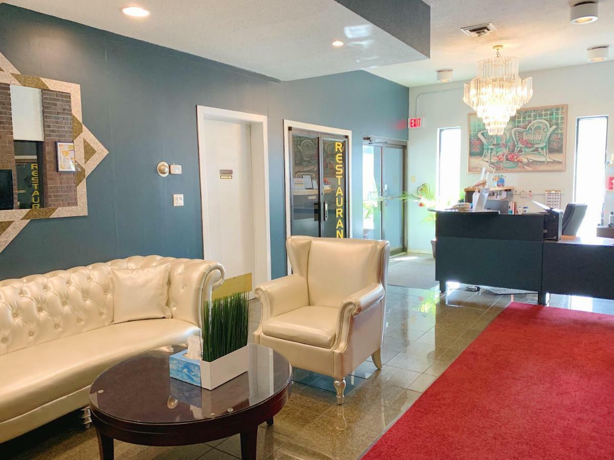 7 West Motel Carleton Place ภายนอก รูปภาพ